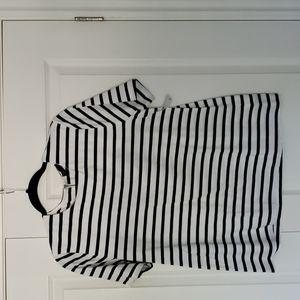 Black and white striped Gap Tshirt